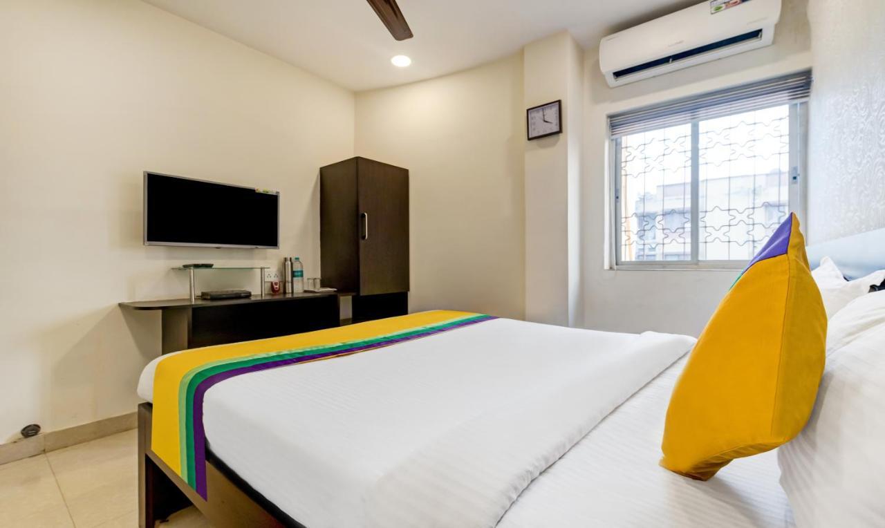 Itsy Hotels Neeranand Plaza โกลกาตา ภายนอก รูปภาพ