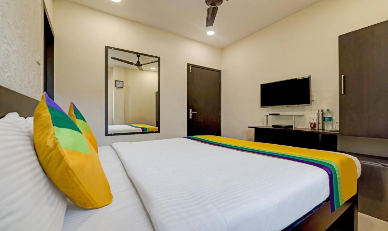 Itsy Hotels Neeranand Plaza โกลกาตา ภายนอก รูปภาพ
