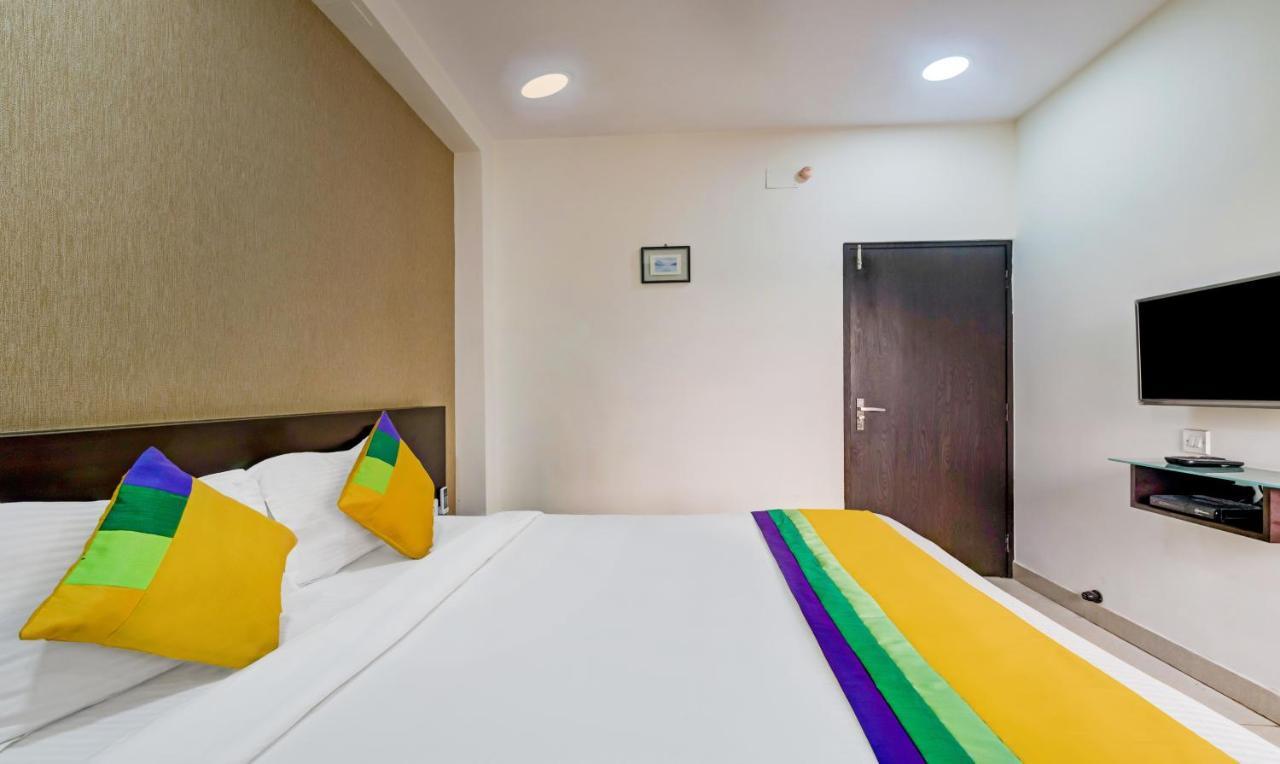 Itsy Hotels Neeranand Plaza โกลกาตา ภายนอก รูปภาพ
